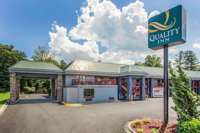 Quality Inn Black Mountain Ngoại thất bức ảnh